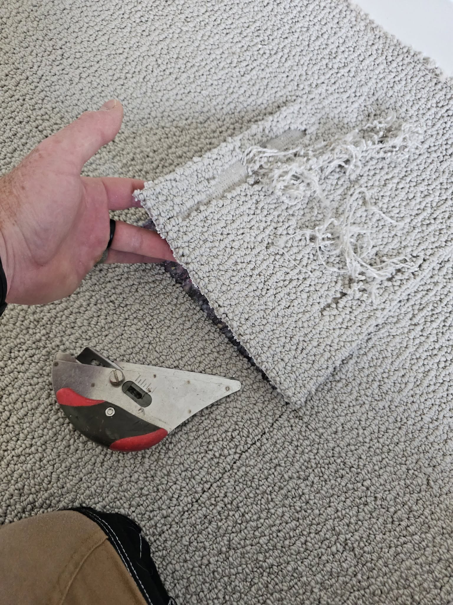 Carpet Repairs & Restretching